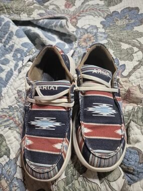 Ariat Womens Navy & Red Patterned Moccasin Sneakers
